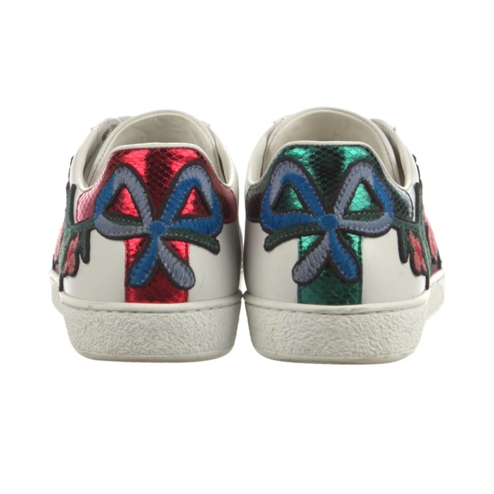 Gucci White Leather Floral Embroidered Low Top Sneakers - W8.5 (38.5) Authentic - Picture 5 of 16